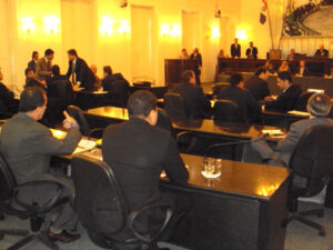 Sessão contou com a presença de 19 deputados (Foto: Bruno Soriano)